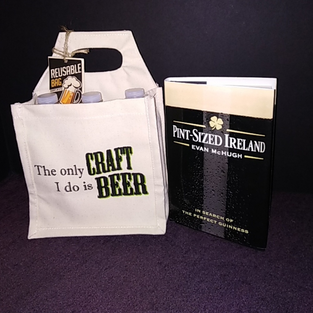 Novelty bag NWT with new book